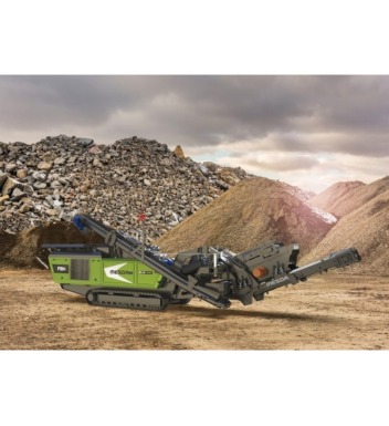 二手美达移动破碎机冲击式破碎机F8H冲击式破碎机采用柴油-电动双动力驱动模式