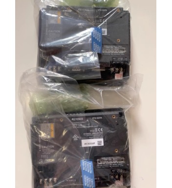 1 件 KEYENCE VT3-Q5TA TFT 彩色触摸屏直流电源型